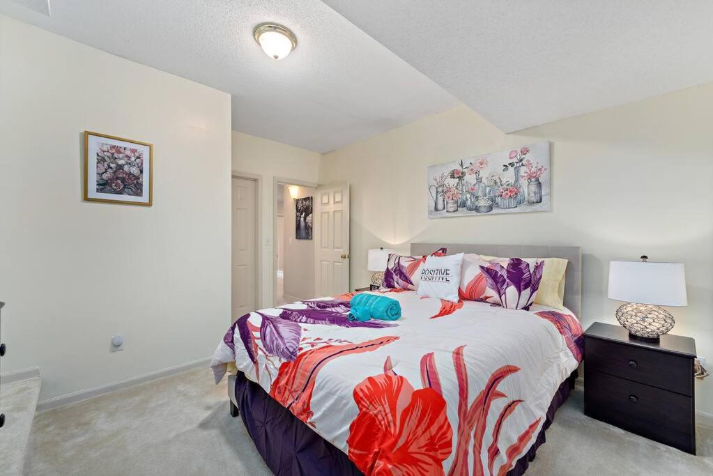 Beautiful Townhome, 11 Minutes To Downtown, Kcmo. Kansas City Eksteriør bilde